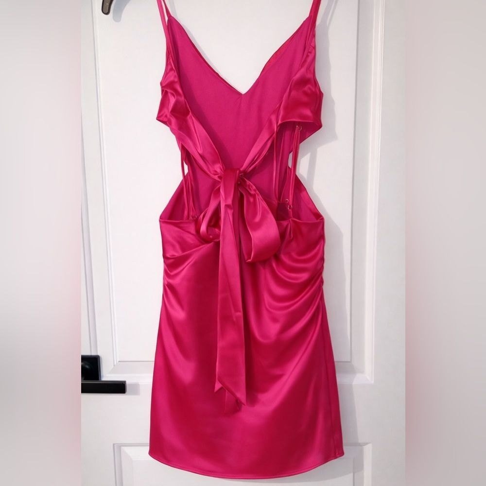 Edit by Nine Hot Pink Open Back Party Mini Dress โ Tie Back โ Size Medium - Picture 4 of 5